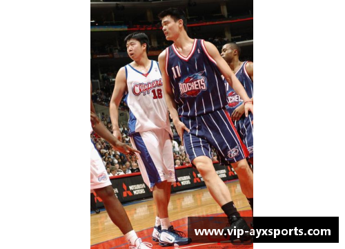 NBA首位中国球员：开启东方篮球新纪元